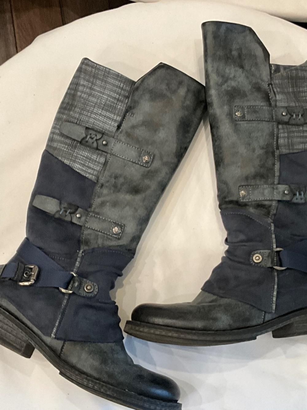 Rieker Boots. Size 39. (Size 8) So fun. Great condition. Blues….